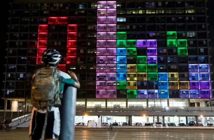 13-year-old becomes first player to beat Tetris