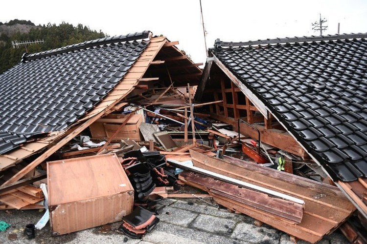 Japan quake death toll rises to 92, missing 242