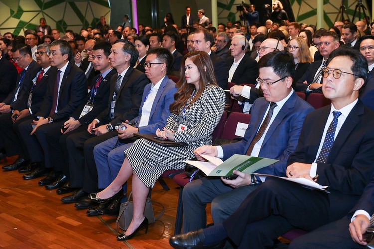 Vietnam, Australia target better results in 5 cooperation fields after upgrading ties