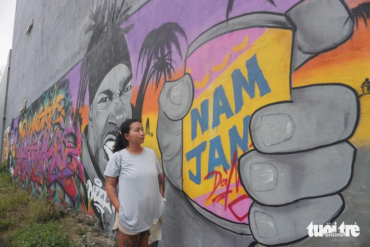 Da Nang fines woman for graffiti on private house walls despite owners’ consent