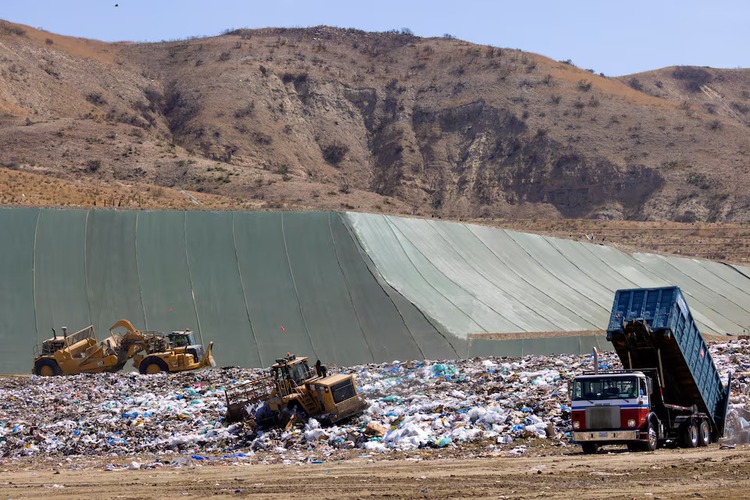 Aerial surveys show US landfills are major source of methane emissions