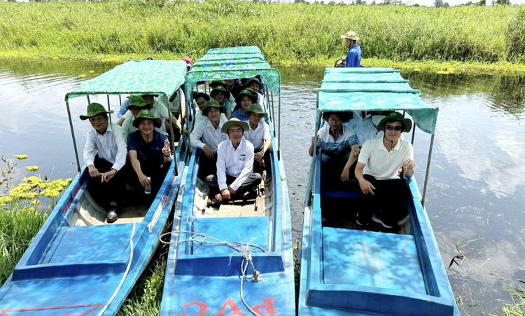 U Minh Thuong National Park in southern Vietnam closes temporarily for fire prevention