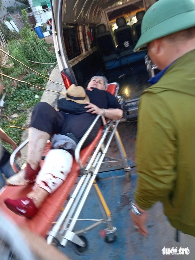 2 foreign tourists injured in river boat crash in southern Vietnam