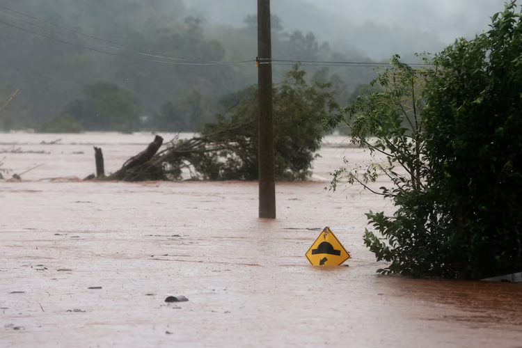 Heavy rains kill at least 10 in southern Brazil, governor warns of historic disaster