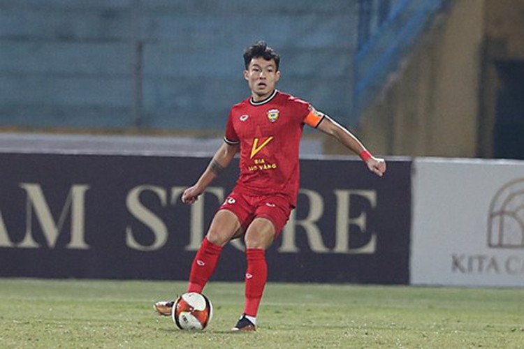 Caught using drugs, 5 Vietnamese footballers suspended indefinitely