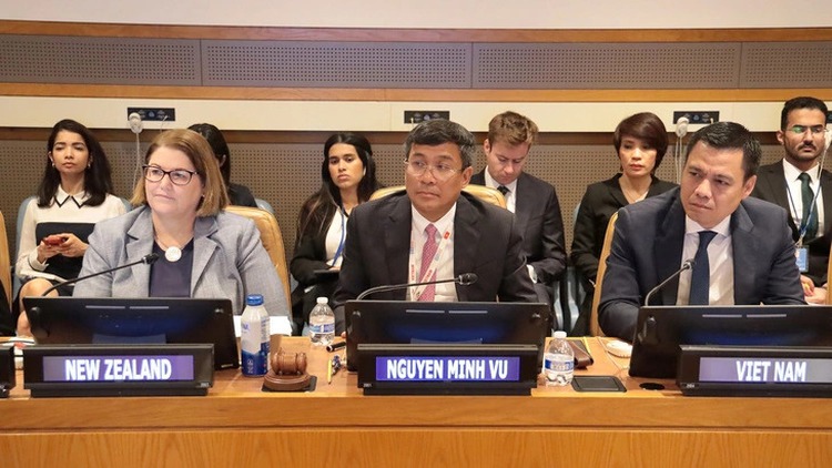 Vietnam presents first-ever candidate for judge at Int’l Tribunal for Law of Sea