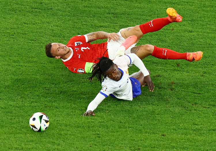 Euro 2024 video highlights: Austria 0-1 France