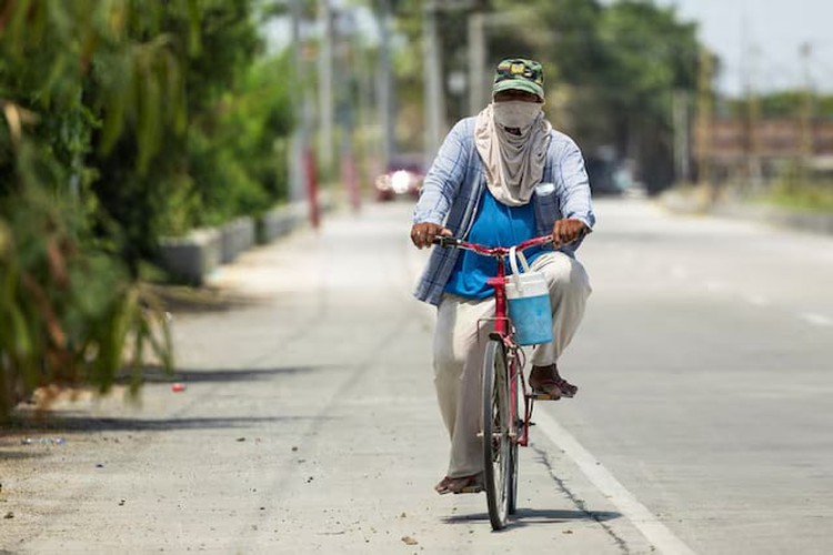 How extreme heat threatens health and safety