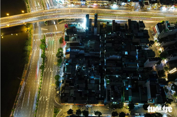 Residents take ‘shifts to sleep’ in pint-sized houses in downtown Ho Chi Minh City