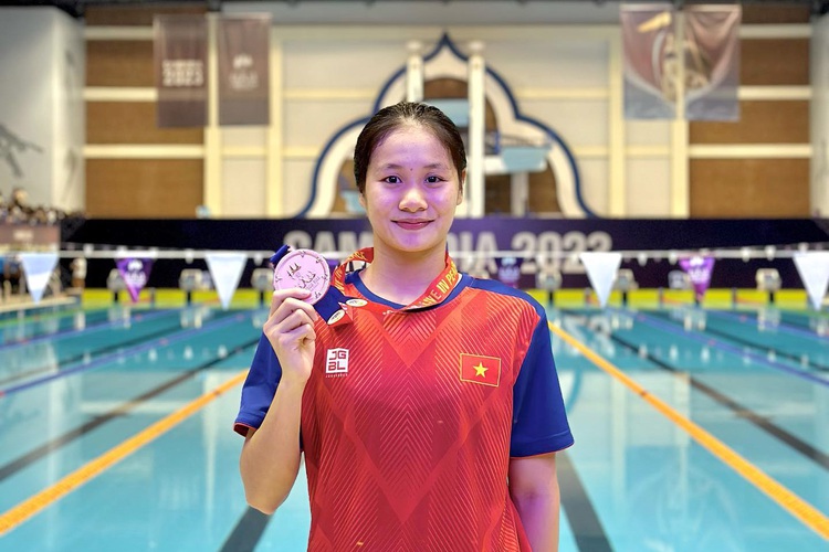 Vietnamese swimmer, runner get wild card for Paris Games