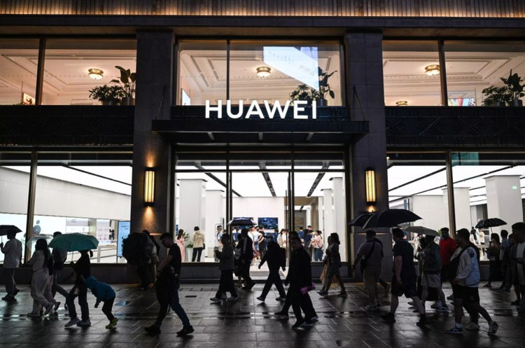 Germany to ban Chinese telecom giants from 5G network