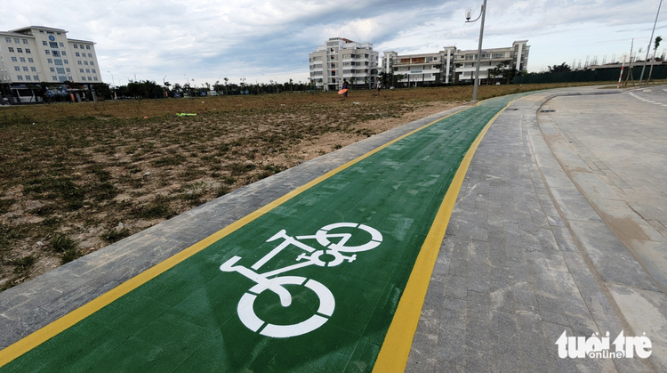 Vietnam’s Thua Thien-Hue Province to open bicycle lanes on sidewalks