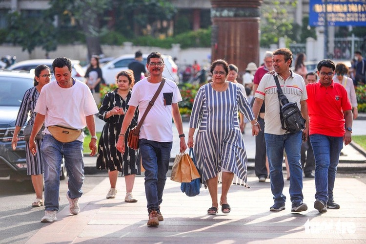 Free or discounted rooms await night flight travelers in Ho Chi Minh City