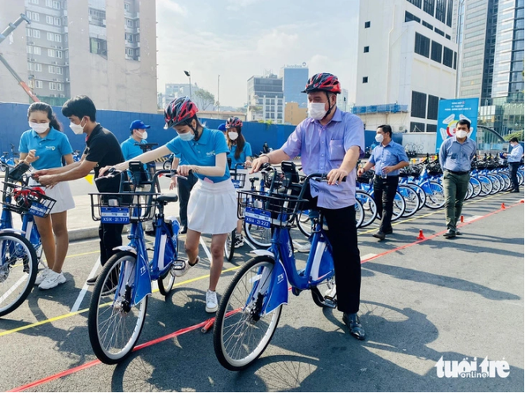 Ho Chi Minh City considers downtown bicycle lanes