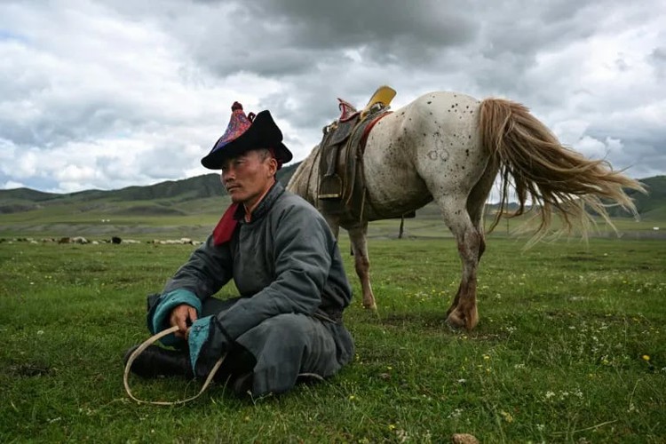 Nomadic roots, urban lives: the young Mongolians leading a transition