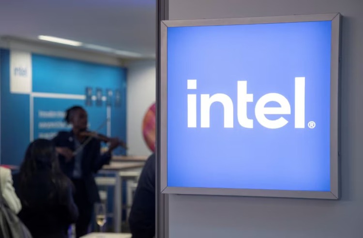 Intel shareholders sue chipmaker after job, dividend cuts cause stock plunge