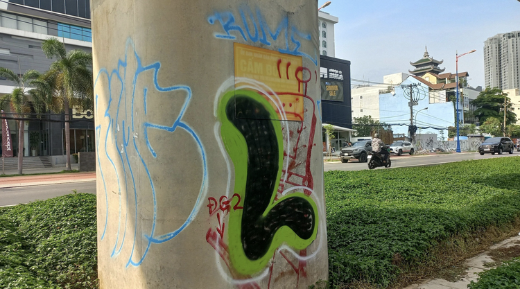 Harsher punishments needed to prevent graffiti vandals in Vietnam