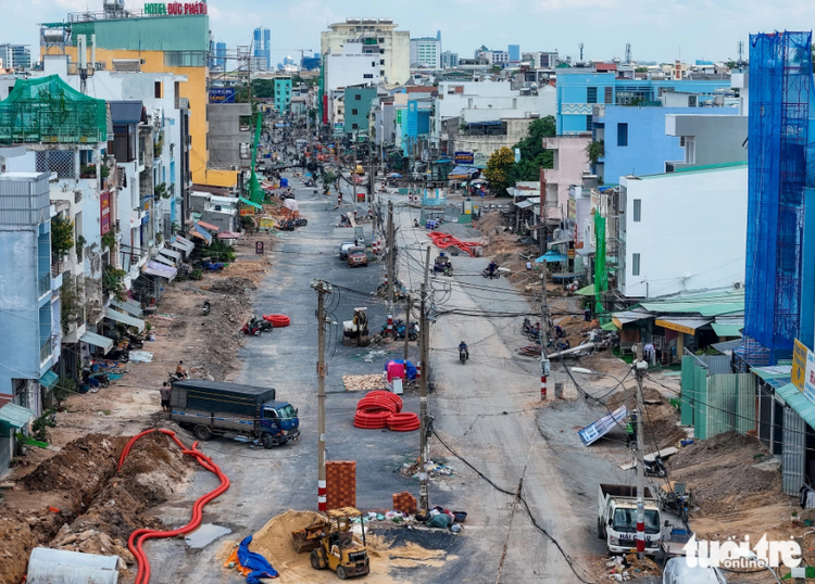 Ho Chi Minh City’s expanded Duong Quang Ham Street takes shape