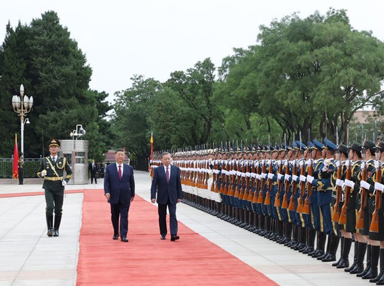 China holds grand welcome ceremony at highest level for Vietnam’s Party General Secretary, State President To Lam