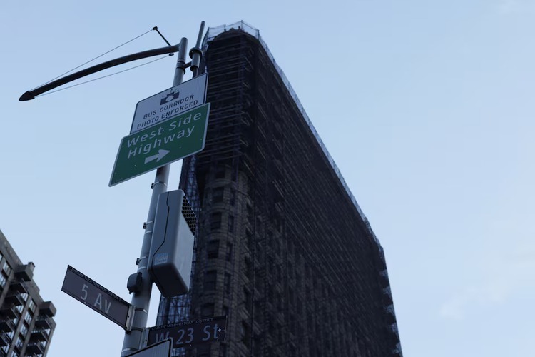 Falling rates offers scant shelter from property storm