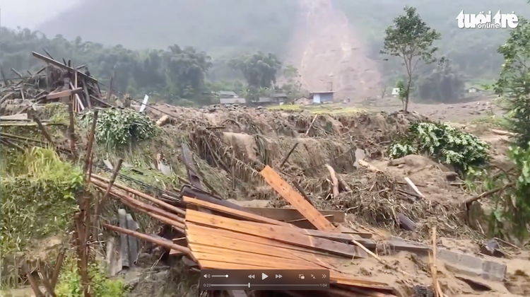 Landslide kills 6, buries 15, injures 9 in Vietnam's Sa Pa