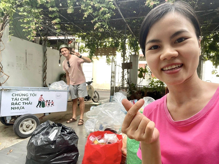 Danish businessman gives second life to plastic waste in Hoi An