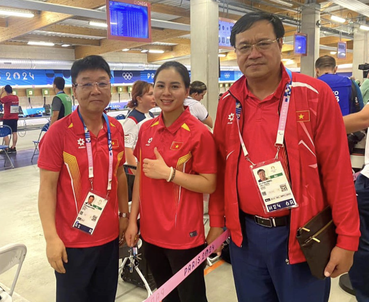 Shooting team coach Park Chung Gun says goodbye to Vietnam as he feels deeply hurt