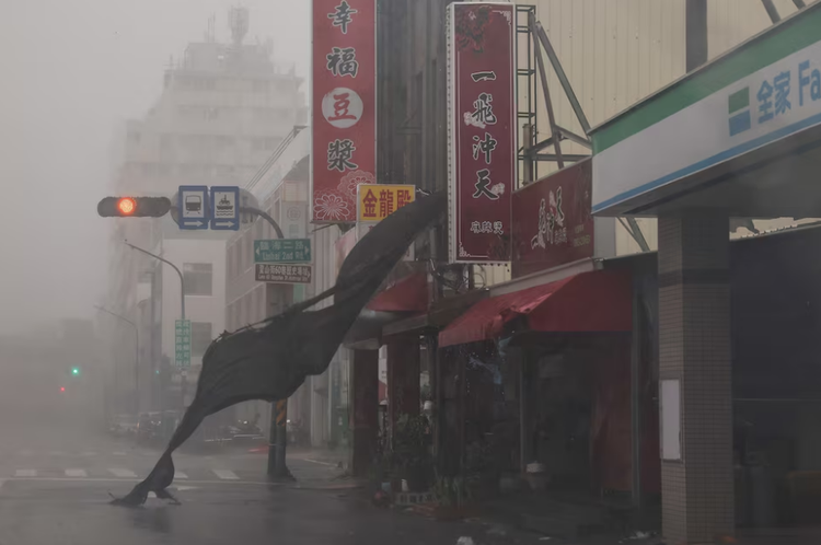 Weaker but still powerful, Typhoon Krathon slams into Taiwan, two dead