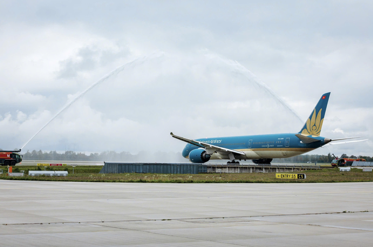 Vietnam Airlines opens 1st direct air route to Munich