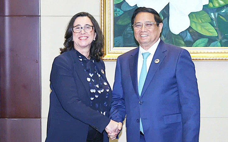 Vietnam seeks foreign funding for infrastructure development
