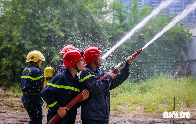 Ho Chi Minh City holds fire drill at largest elevated station on 1st metro line
