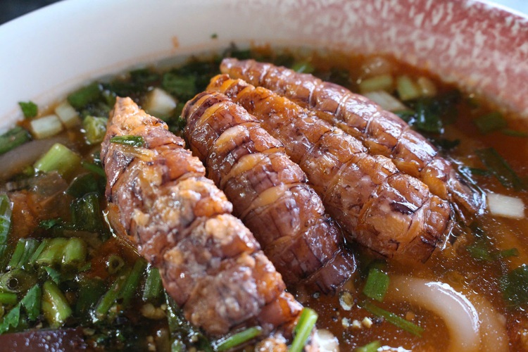 Mantis shrimp noodle soup: A favorite in Ho Chi Minh City’s coastal suburb