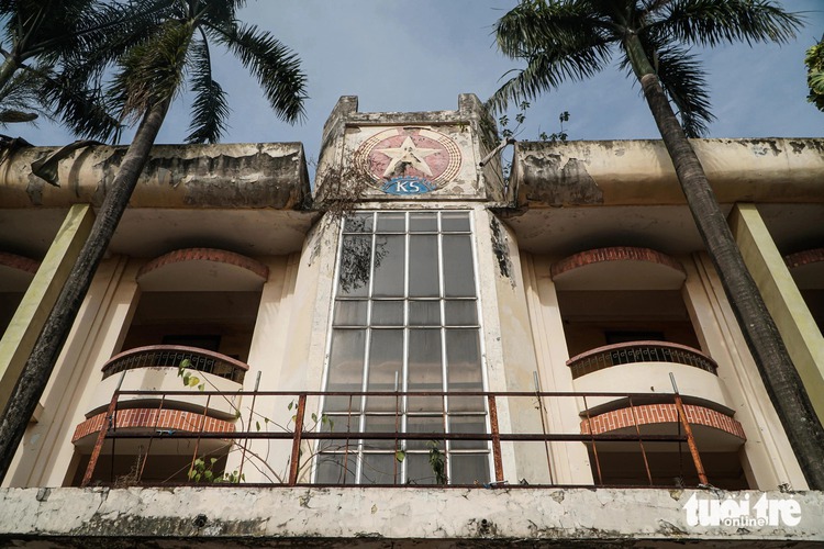 Abandoned public offices in Hanoi highlight wasted resources amid shortfall of public infrastructure
