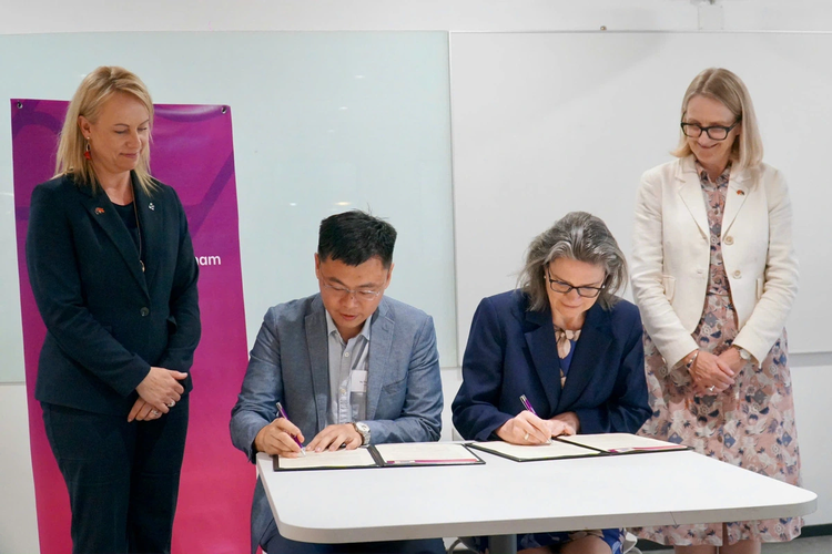 Australia, Ho Chi Minh City join hands to boost digital transformation, study super city governance