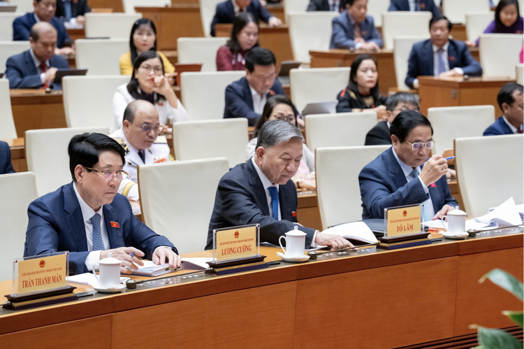 Vietnam parliament approves $67bn high-speed railway project