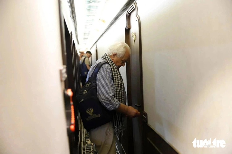 Indochine-style luxury train launched in Vietnam