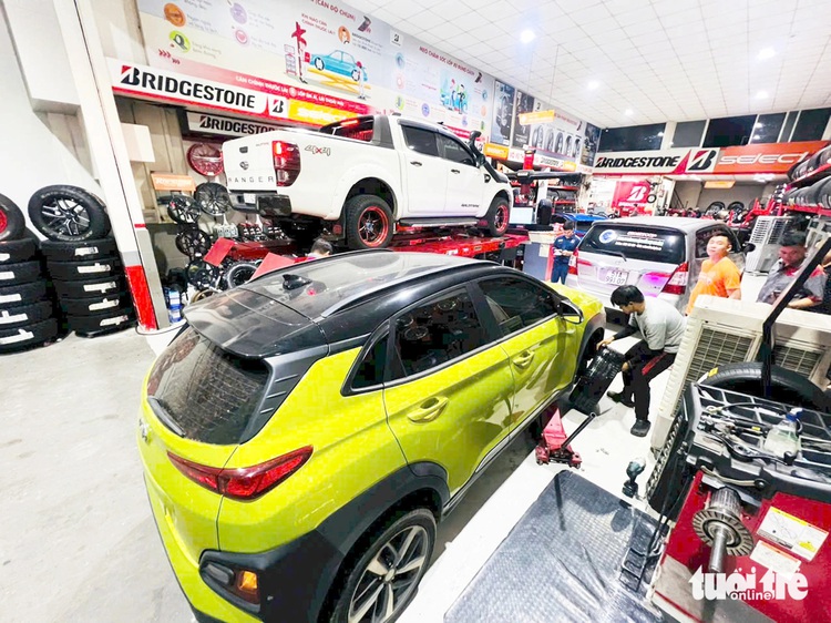 Ho Chi Minh City sees rising demand for car care as Tet travel shifts to road trips