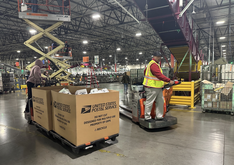 US Postal Service suspends inbound parcels from China, Hong Kong