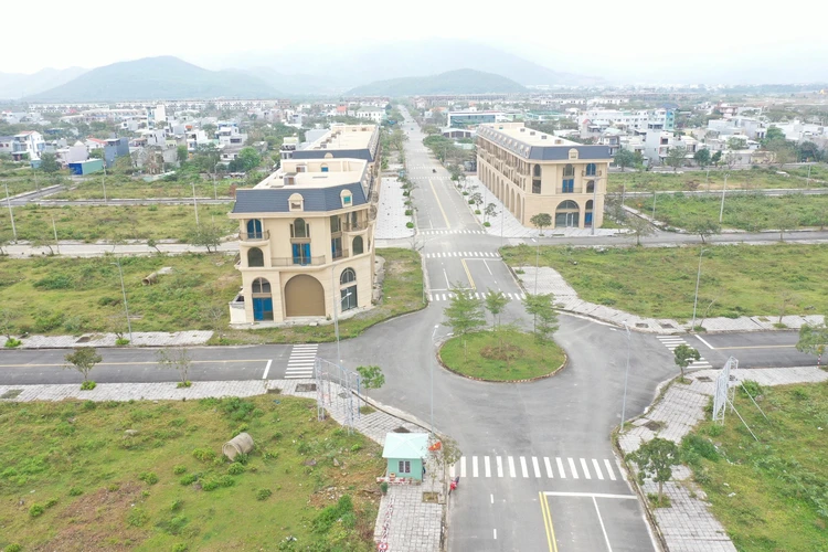 Thousands left in limbo as Da Nang real estate project stalls