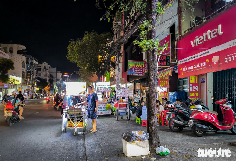 Ho Chi Minh City district continues to crack down on sidewalk encroachment