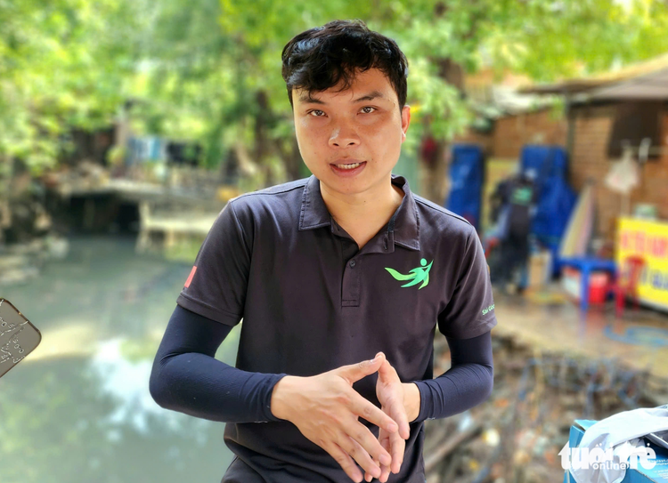 Robots to be used to remove trash from canals in Ho Chi Minh City