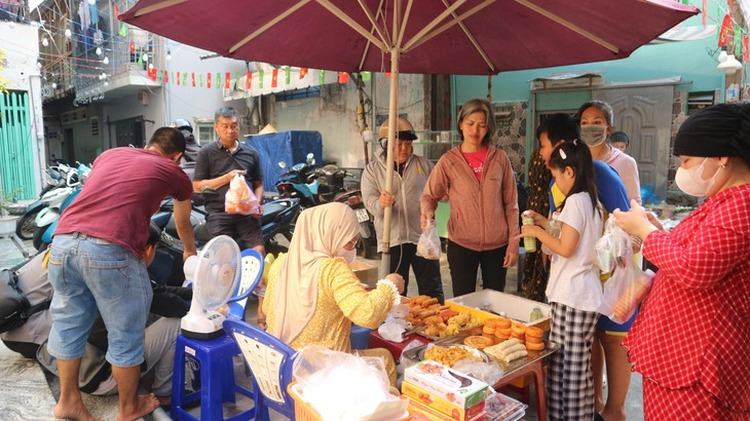 Halal flavors: A unique Ramadan culinary market in Ho Chi Minh City