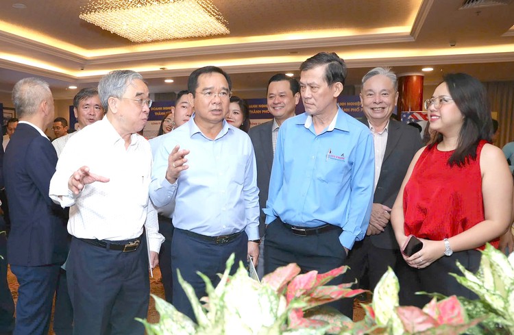 Vietnam pushes for homegrown business ‘eagles’ to drive growth