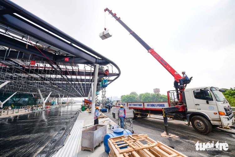 Work on Tan Son Nhat Airport's Terminal 3 accelerated for April 30 inauguration