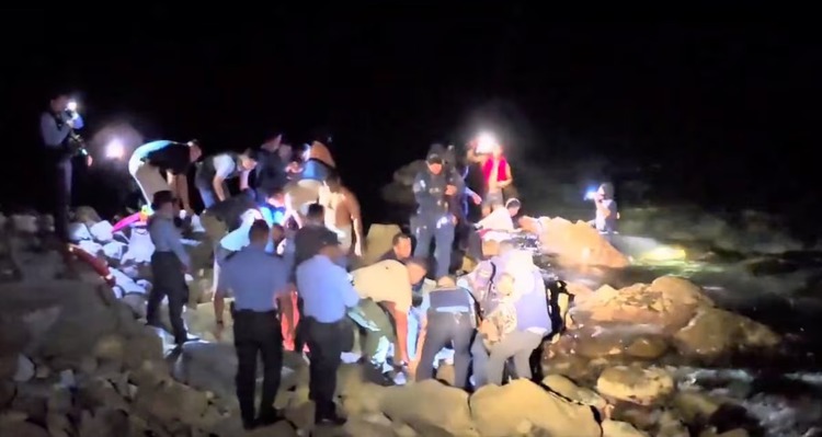 7 dead after Honduras plane crashes into the water after takeoff