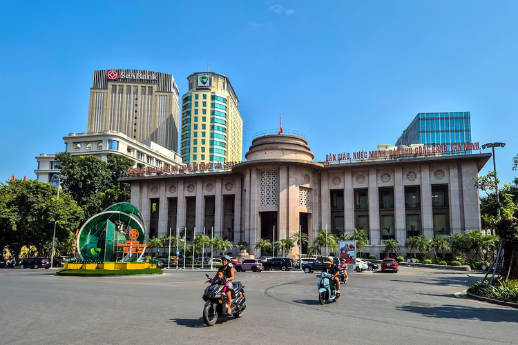 Vietnam allows some banks to have up to 49% foreign ownership