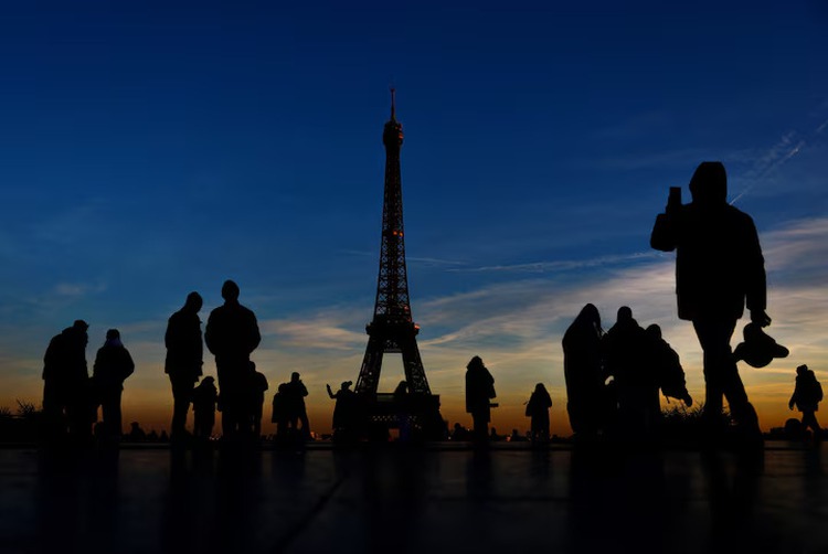 Paris residents vote in favor of making 500 more streets pedestrian