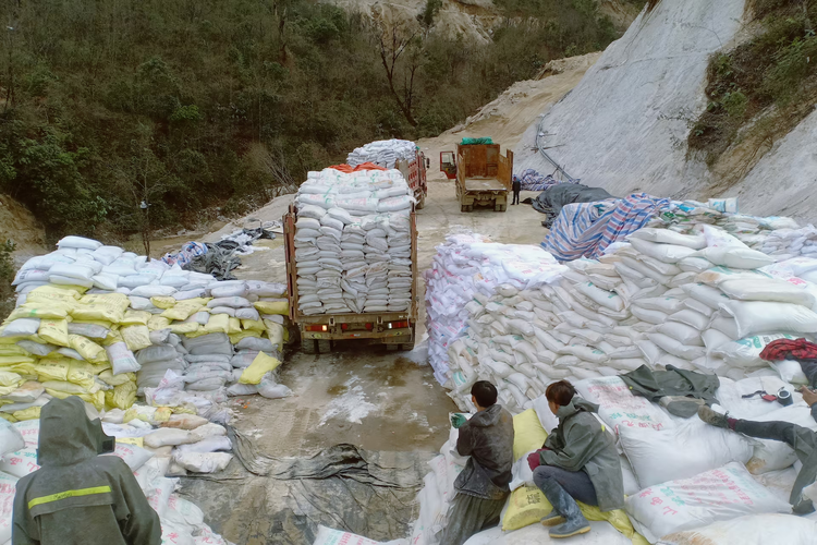Myanmar rebels disrupt China rare earth trade, sparking regional scramble