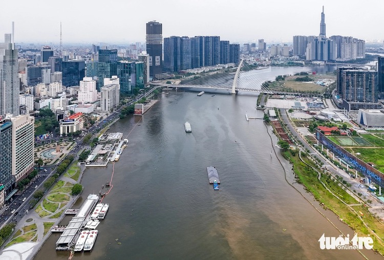 Ho Chi Minh City begins construction of $39mn footbridge over Saigon River
