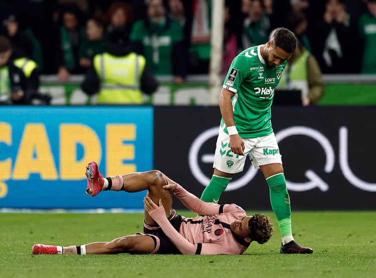 PSG on verge of Ligue 1 title with 6-1 rout of Saint-Etienne